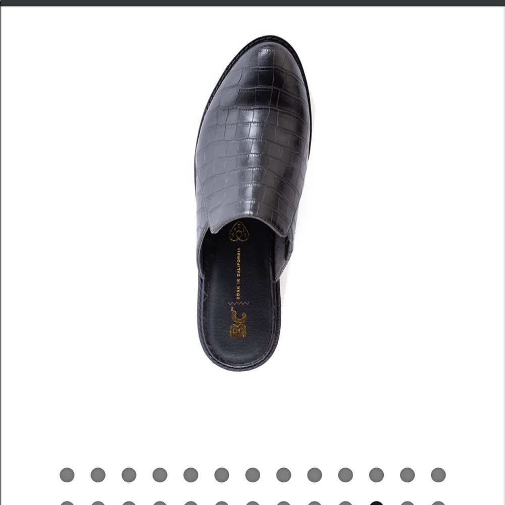 BC Footwear Look at me mule in black croco!